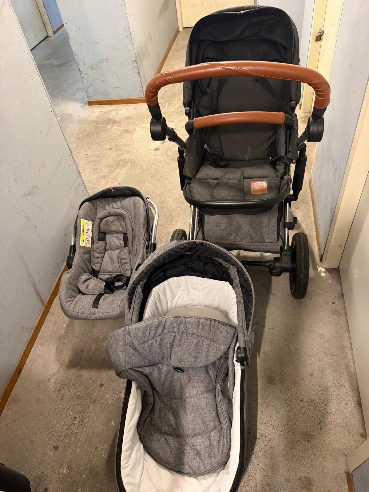 Kinderwagen/Combiwagen met autostoeltje en reiswieg, Gebruikt, Combiwagen, Met autostoeltje, Ophalen