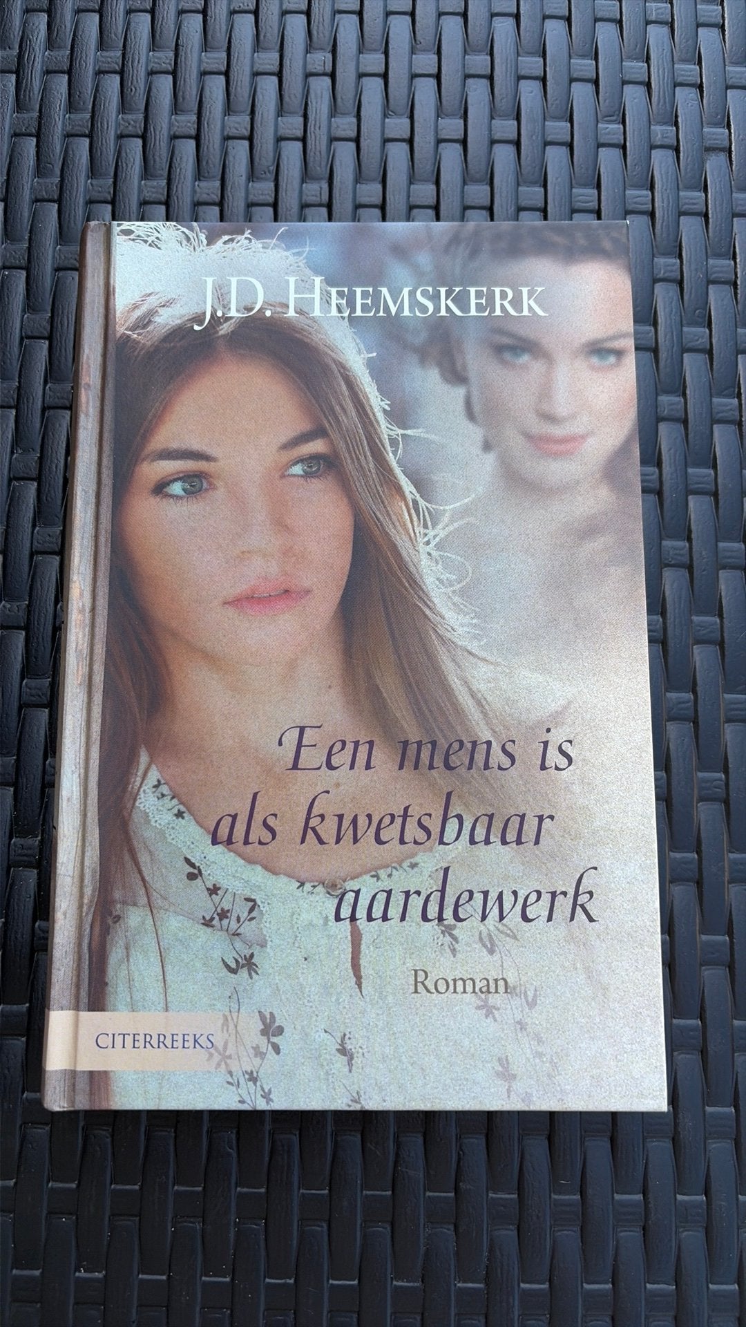 J.D. Heemskerk - Een mens is als kwetsbaar aardewerk, Boeken, J.D. Heemskerk, Noord-Brabant, Ophalen of Verzenden, Zo goed als nieuw