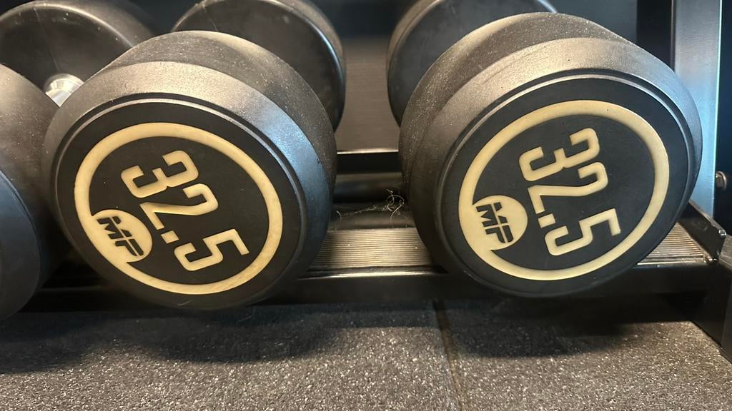 Muscle Power Dumbells 32,5/35/37,5/40kg set + rek, Ophalen, Info@defitnessmakelaar.nl, Gebruikt, Benen