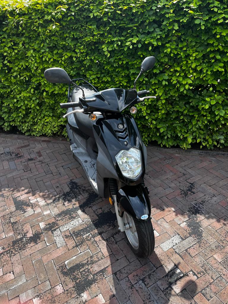 Sym Orbit 50 Scooter - Geel Kenteken, Nieuwe Uitlaat, Fietsen en Brommers, Scooters | SYM, Ophalen, Gebruikt, Maximaal 45 km/u