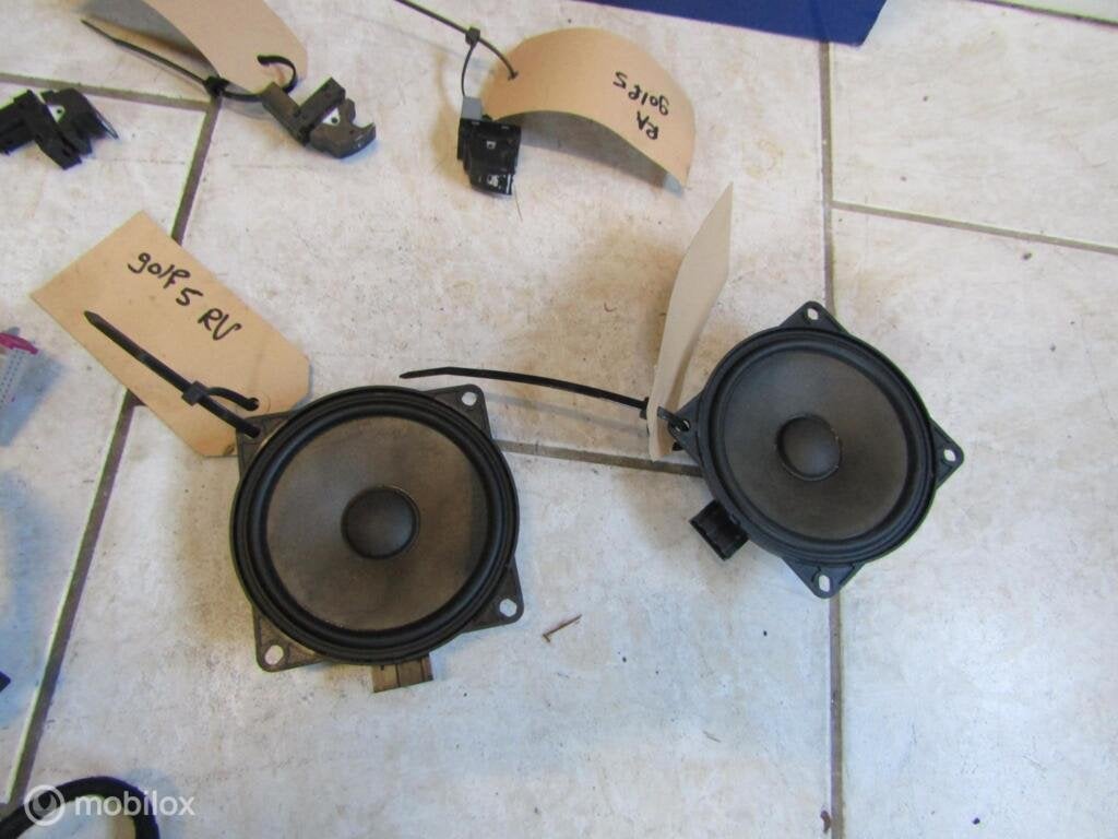 Deurpaneel onderdelen vw golf 5 lampen boxen schakelaars etc, Auto-onderdelen, Gebruikt, Volkswagen, Ophalen of Verzenden