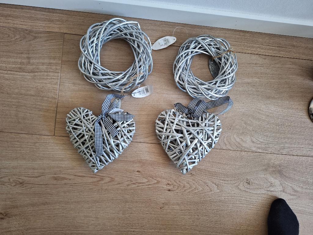 Diverse kransen. Helemaal nieuw!, Huis en Inrichting, Woonaccessoires | Kransen, Ophalen of Verzenden, Nieuw