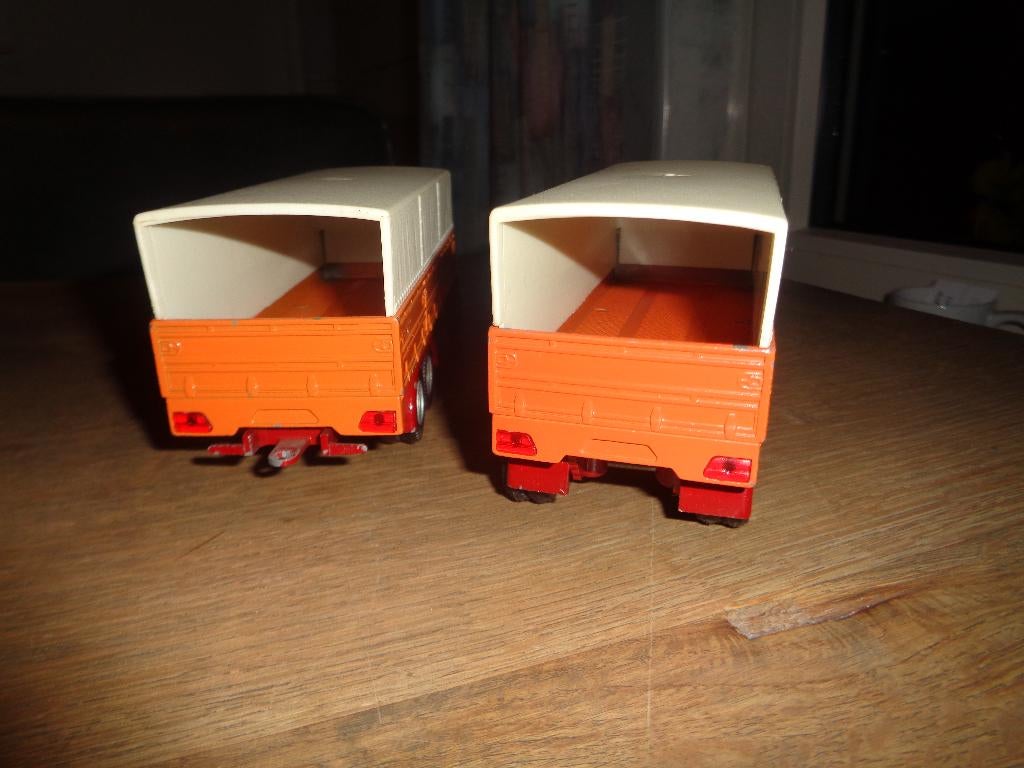 Nocoral  Volvo F9 combi, Hobby en Vrije tijd, Modelauto's | 1:50, Ophalen of Verzenden, Gebruikt, Bus of Vrachtwagen, Overige merken