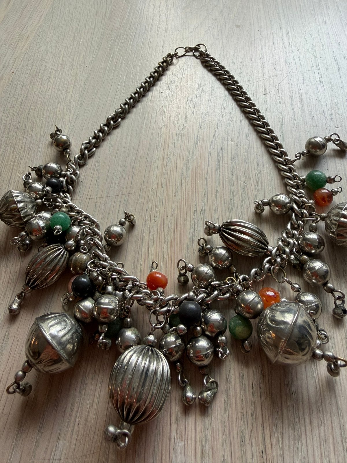Bijzondere ketting met hier en daar wat natuursteentjes, Verzenden, Overige materialen
