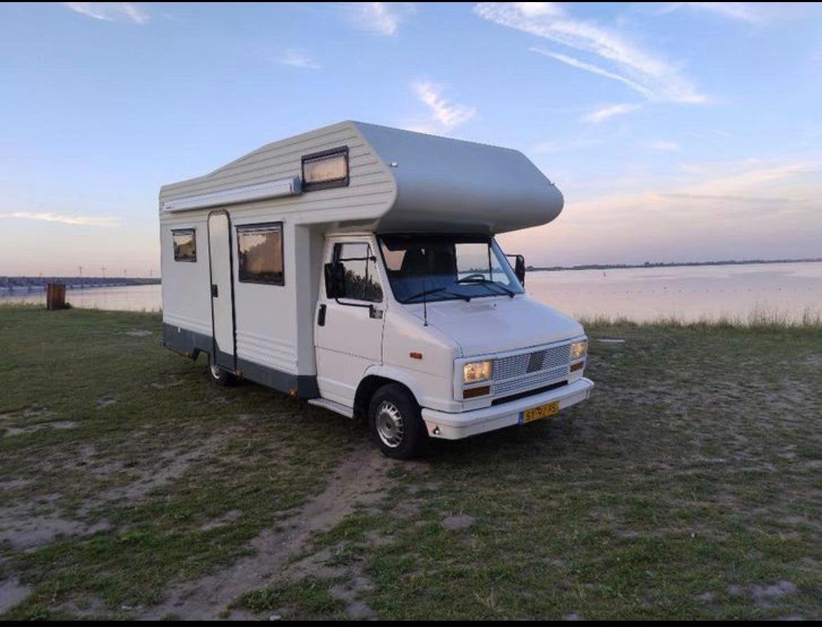 Mooie fiat 280 camper met fijn interieur, Alkoof, Fiat, Treinzit, Particulier