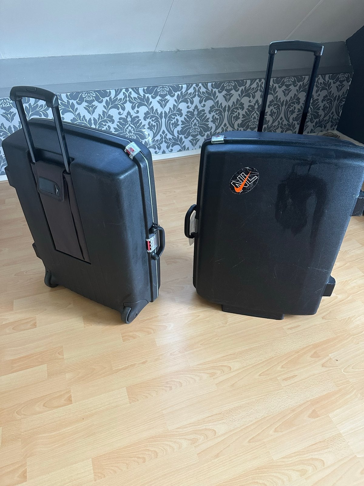 Samsonite koffers - Set van 2 harde koffers, Gebruikt, Hard kunststof, 35 tot 45 cm, Uitschuifbare handgreep