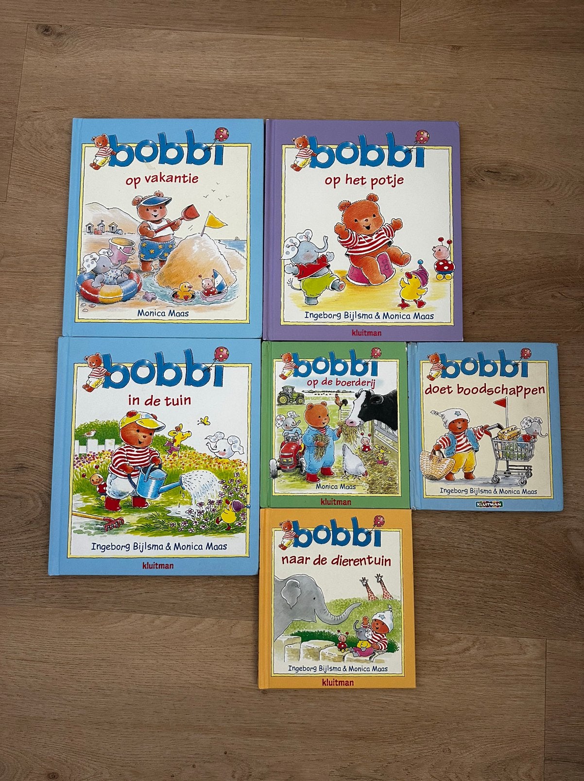 Bobbi boekjes, Ophalen of Verzenden, Zo goed als nieuw