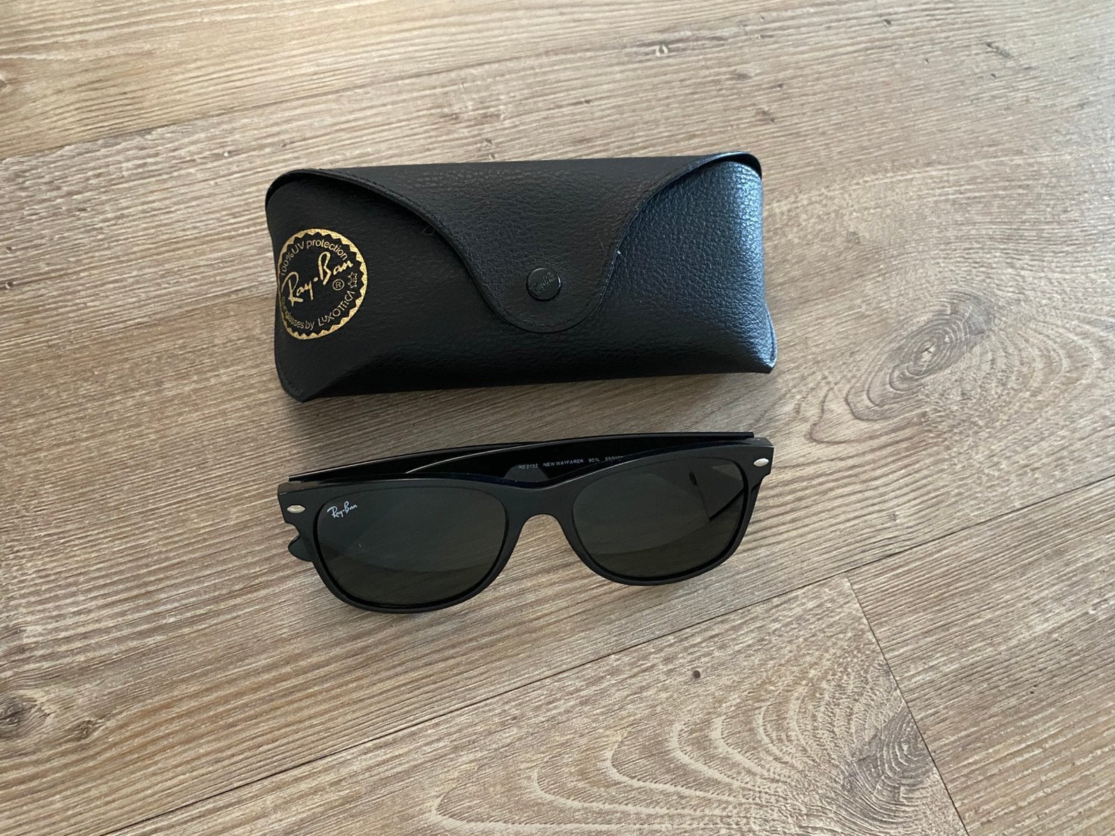 Ray-Ban zonnebril met koker, Sieraden, Tassen en Uiterlijk, Ophalen of Verzenden, Zo goed als nieuw, Ray-Ban