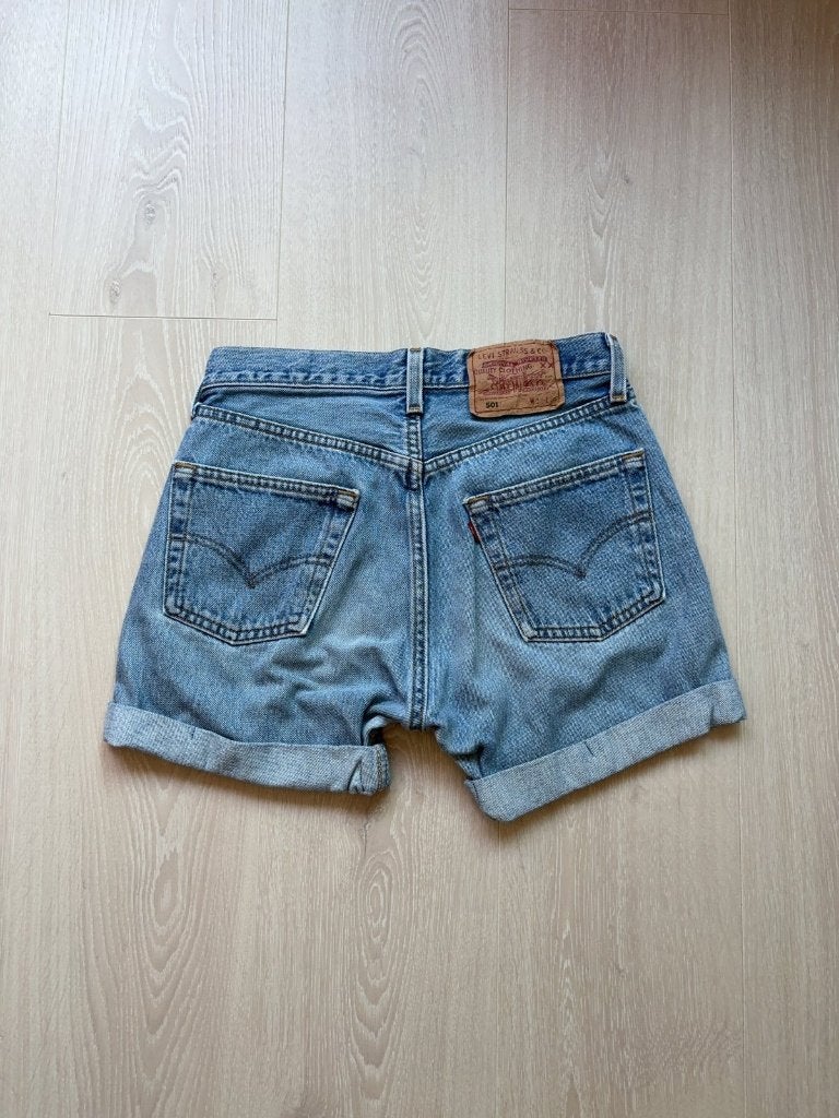 Levi's 501 Spijkerbroek W25, Blauw, ., Ophalen of Verzenden, Zo goed als nieuw
