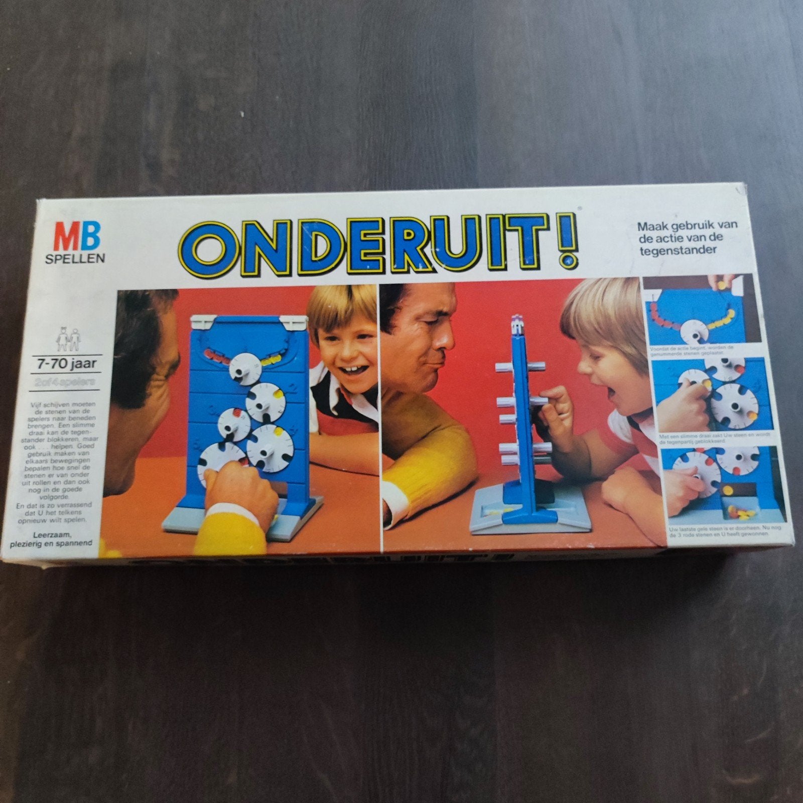 Spel: ONDERUIT! Merk: MB, Ophalen, Jongen of Meisje