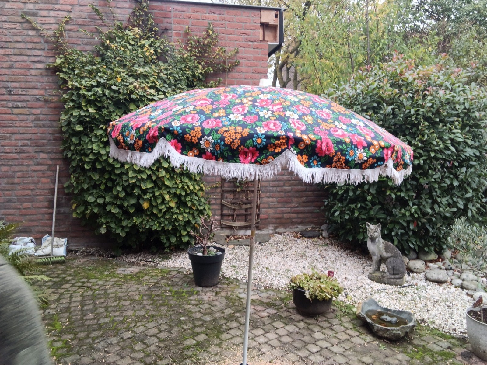 Vrolijke bloemenparasol met franjes Vintage, Ophalen, Gebruikt, 2 tot 3 meter, Stokparasol