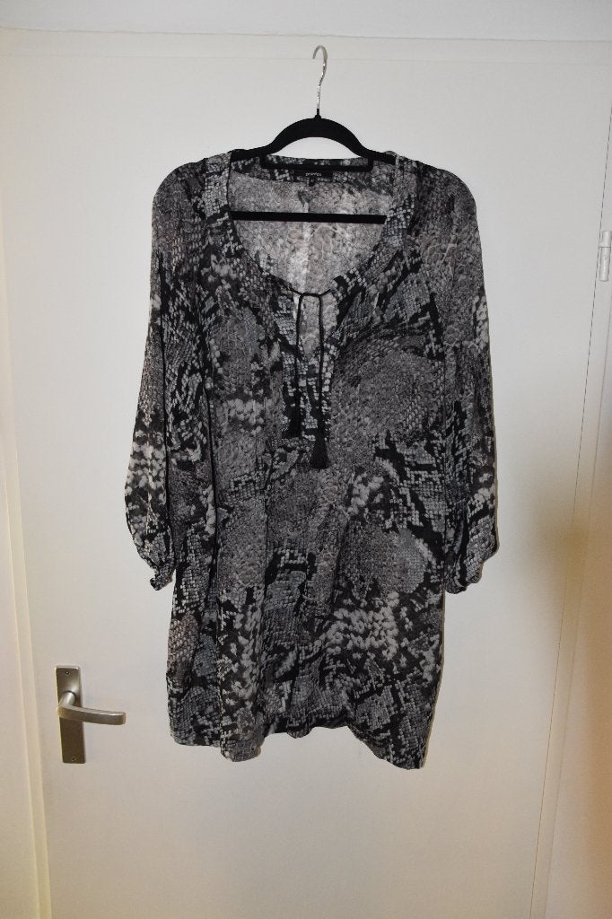 mooie nieuwe voile blouse maat 52 Promiss, Kleding | Dames, Grote Maten, Ophalen of Verzenden, Zo goed als nieuw, Zwart, Blouse of Tuniek