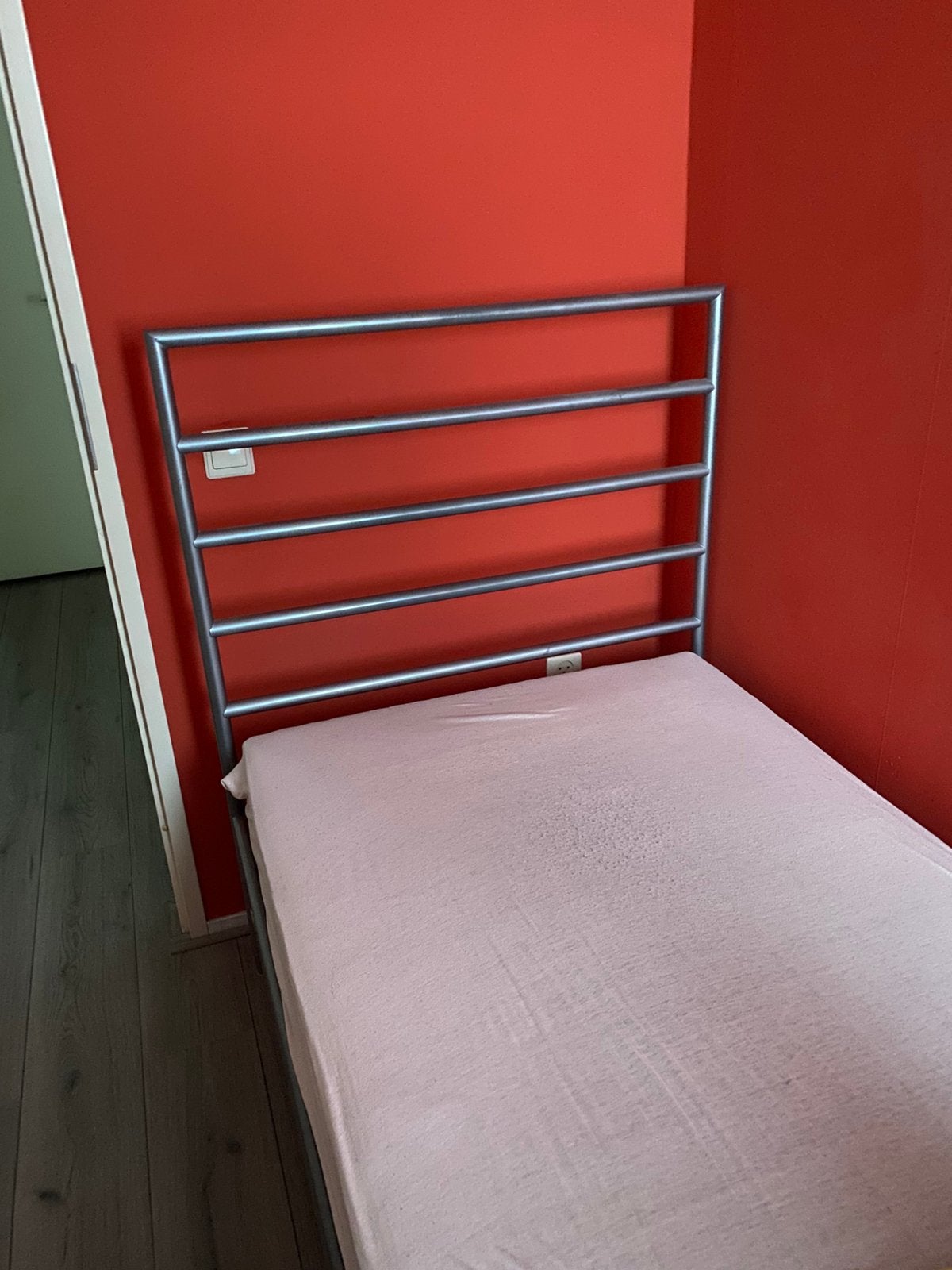 1 persoons bed, Huis en Inrichting, Slaapkamer | Bedden, Ophalen, Gebruikt, 90 cm, Eenpersoons