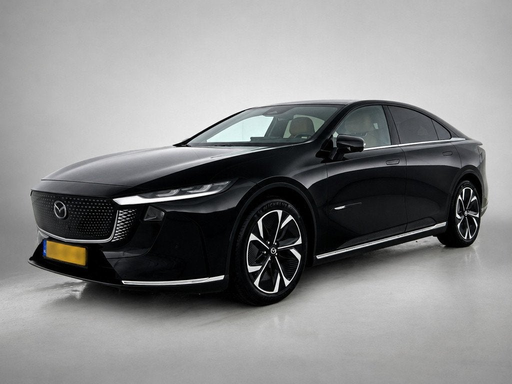 Mazda 6e Takumi Plus 68.8 kWh | Snelladen in 24 minuten van, Auto's, Mazda, Automaat, 12 maanden, 375 min, Origineel Nederlands