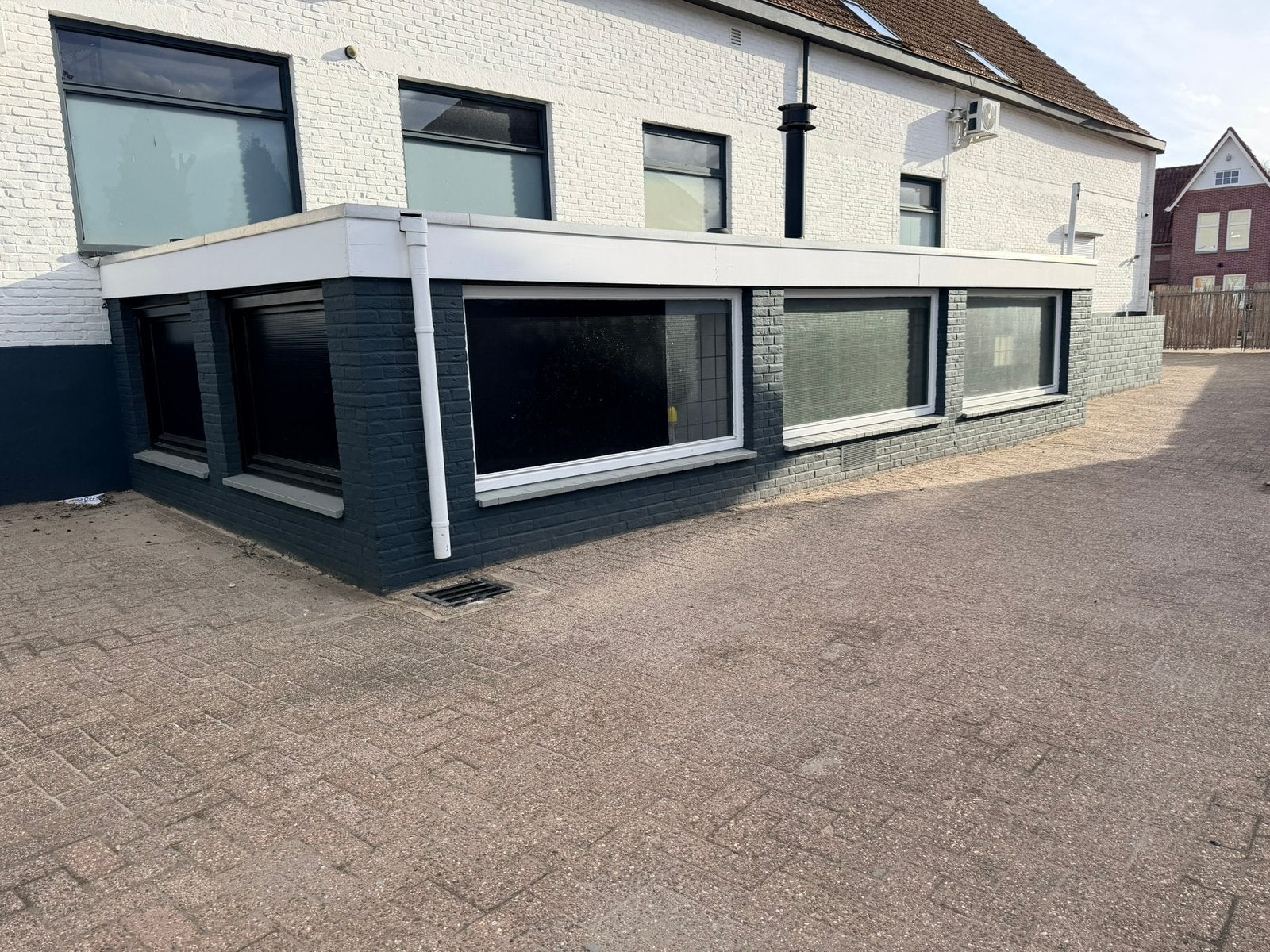 Te huur 240m2 garage / loods / opslagruimte Oirsbeek, 240 m², Huur, Opslag of Loods
