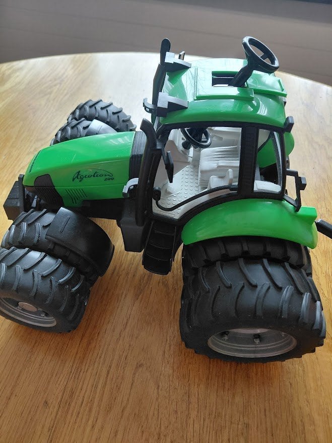 Deutz Agrontron 200 bruder tractor, Ophalen of Verzenden, Zo goed als nieuw