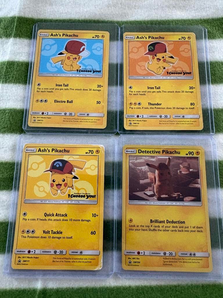 Ash's Pikachu SM110, SM111, SM113 en Detective Pikachu SM194, Ophalen of Verzenden, Gebruikt, Meerdere kaarten