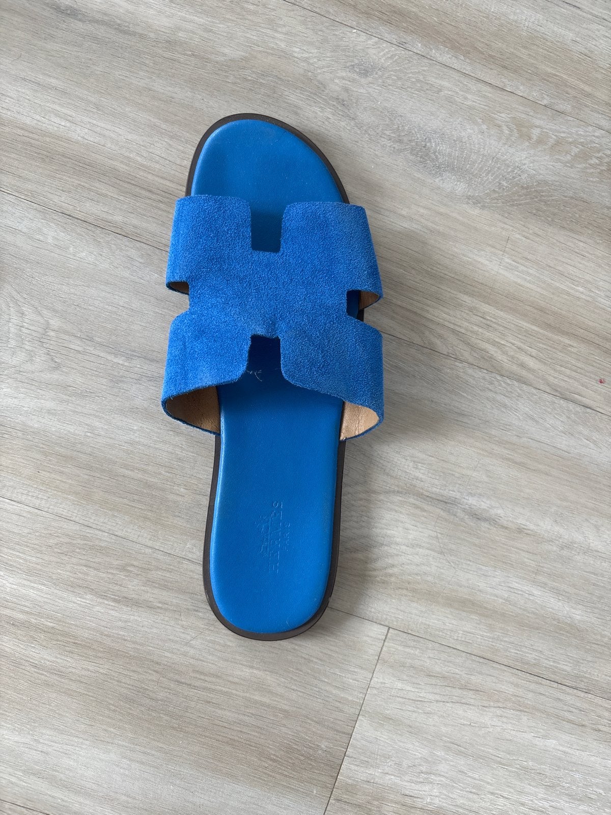 Hermes Slippers Maat 44 - Blauw Suède, Ophalen of Verzenden, Gedragen, Blauw, Slippers