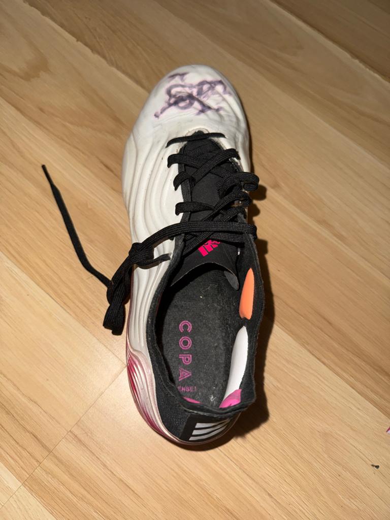 Match worn Justin Bakker voetbalschoenen met handtekening, Ophalen, Zo goed als nieuw