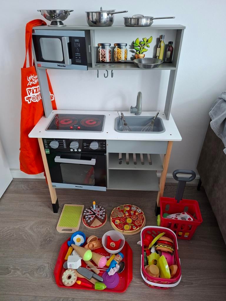Klein Toys speelgoedkeuken met accessoires, Ophalen, Gebruikt, Hout, Speelkeuken