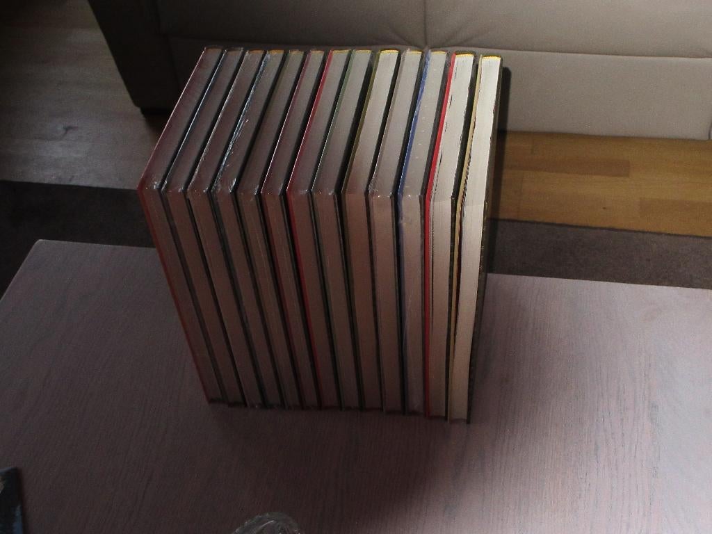 Tom Poes 13 delen boeken luxe, Marten Toonder, Ophalen of Verzenden, Zo goed als nieuw, Meerdere stripboeken