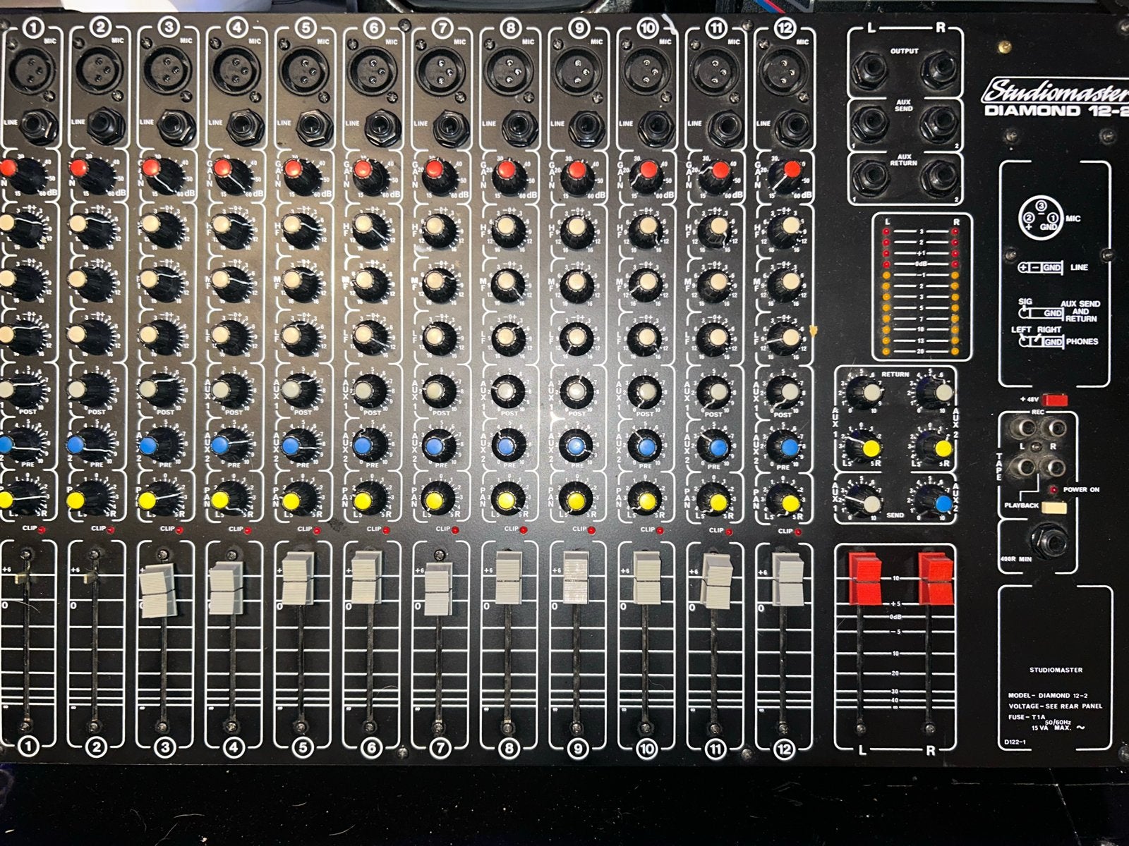 Studiomaster Diamond 12-2 Mengpaneel, Muziek en Instrumenten, Mengpanelen, Gebruikt, 10 tot 20 kanalen, Microfooningang, Ophalen