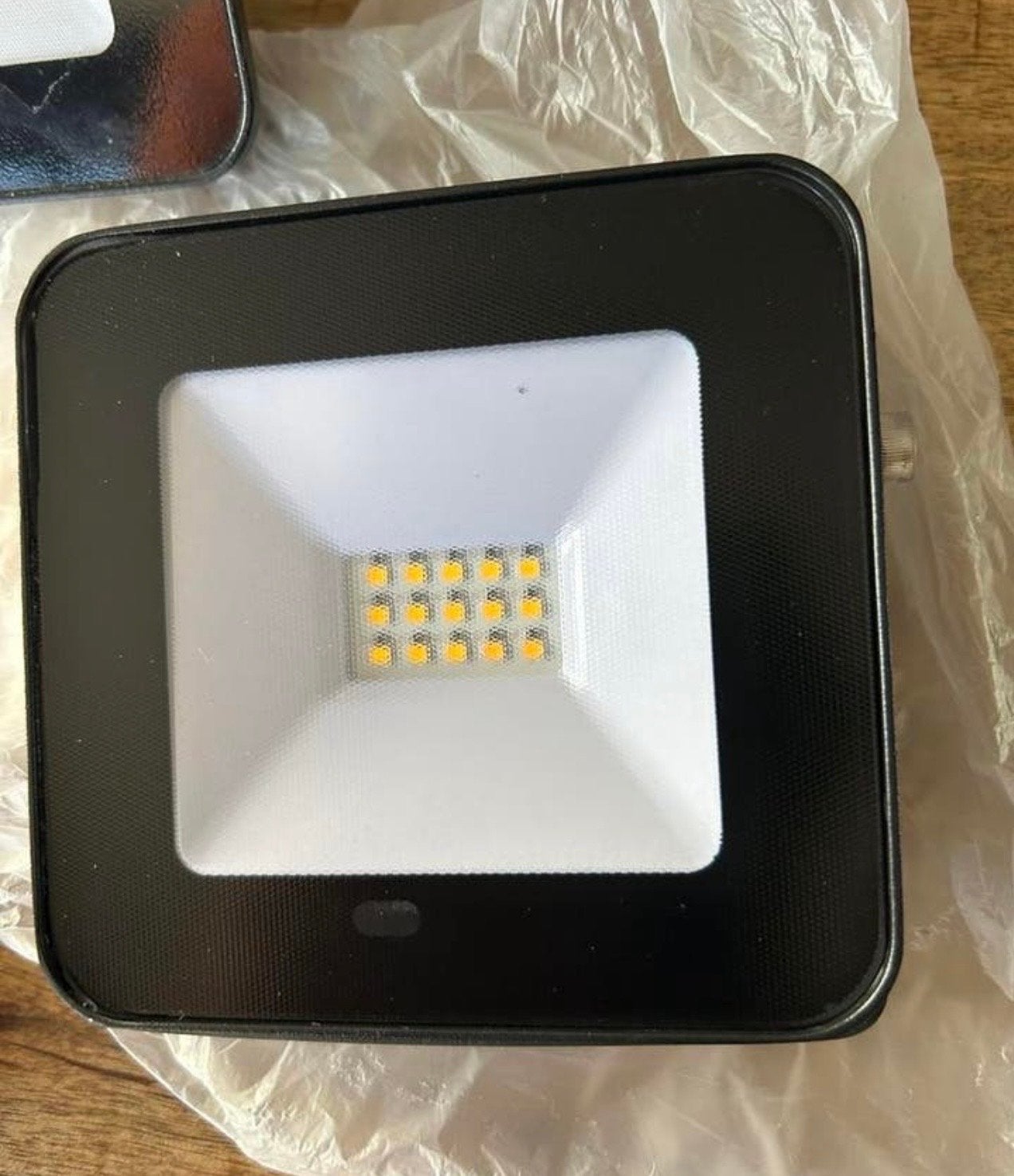 Twee nieuwe Gamma breedstralers LED 10W met bewegingssensor, Overige materialen, Bewegingssensor, Minder dan 50 watt, Overige typen