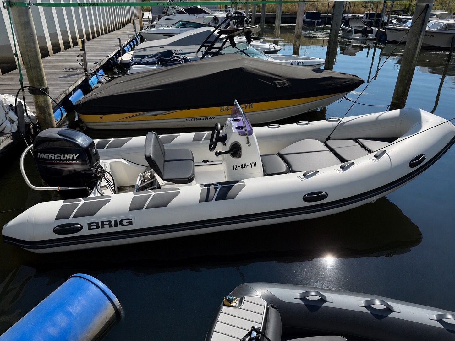 BRIG Falcon 500 RIB met Mercury 60 pk + trailer, Watersport en Boten, Rubberboten, Ophalen, Brig, Zo goed als nieuw, Buitenboordmotor
