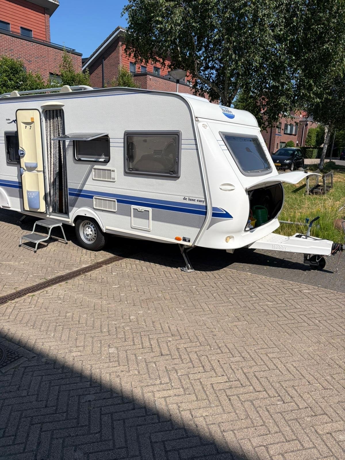 Hobby De Luxe Easy 450 caravan  met rondzit en vast bed., Caravans en Kamperen, Caravans, Vast bed, Rondzit, Hobby, Particulier