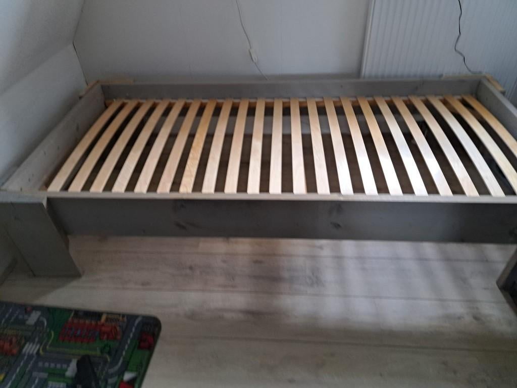 Steigerhouten Bed Grijs (90x200), Ophalen, Gebruikt, 90 cm, Eenpersoons