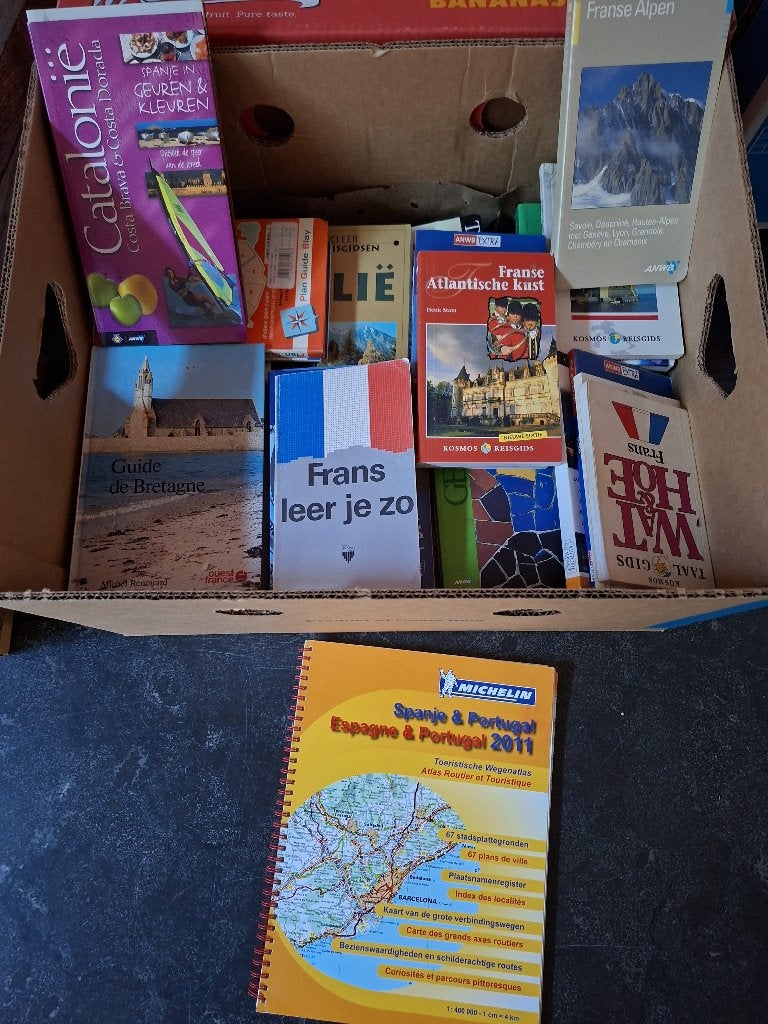 Reisboeken, hoofdzakelijk zuid Europa, Ophalen, Gelezen