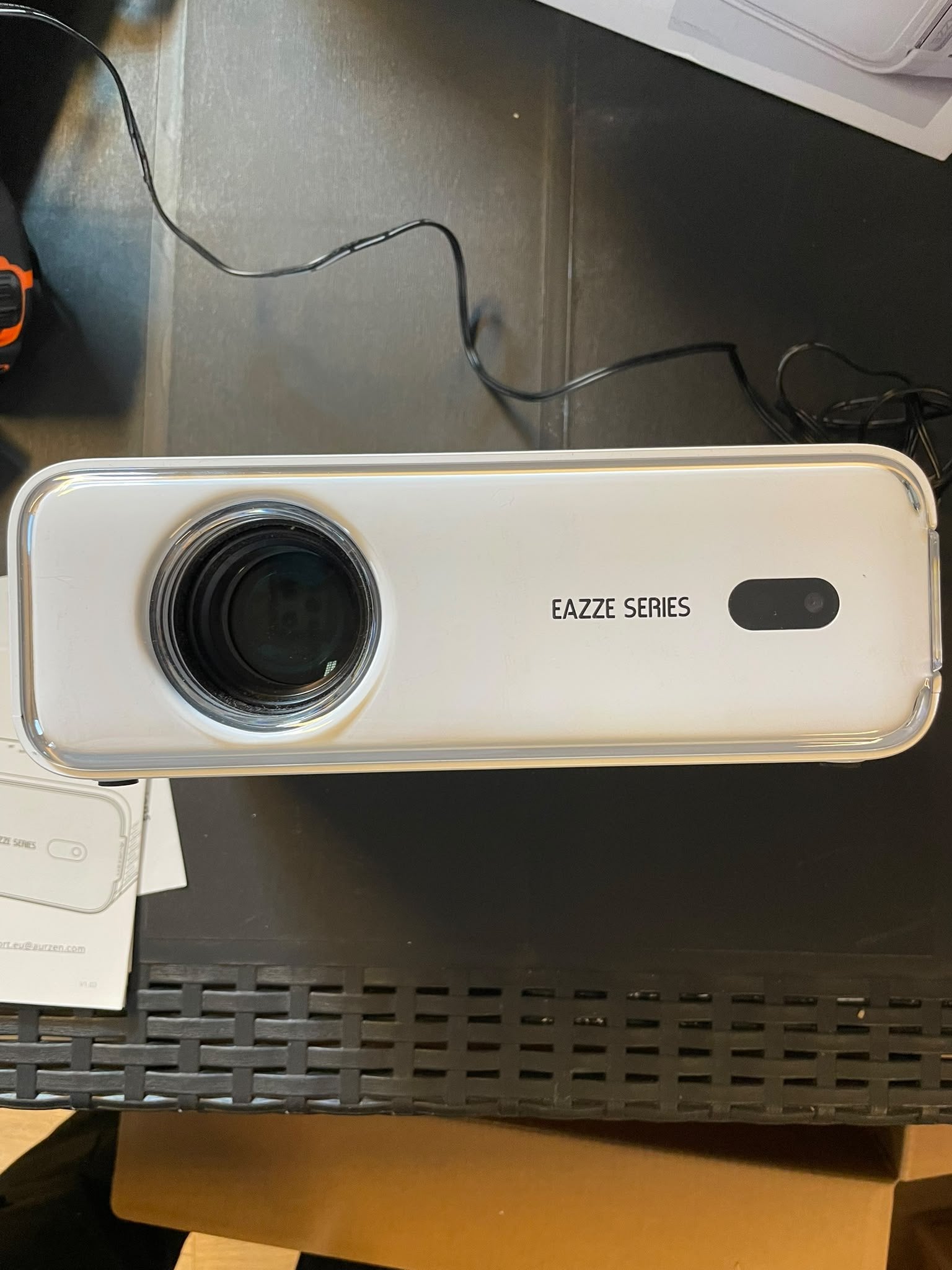 Aurzen Eazze D1 Smart Beamer / Projector – Nieuw in doos!, Ophalen of Verzenden, Nieuw, Aurzen