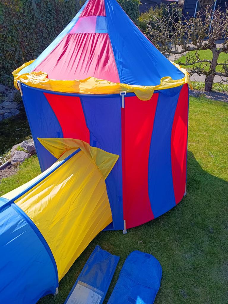Speeltent buiten, Ophalen, Gebruikt
