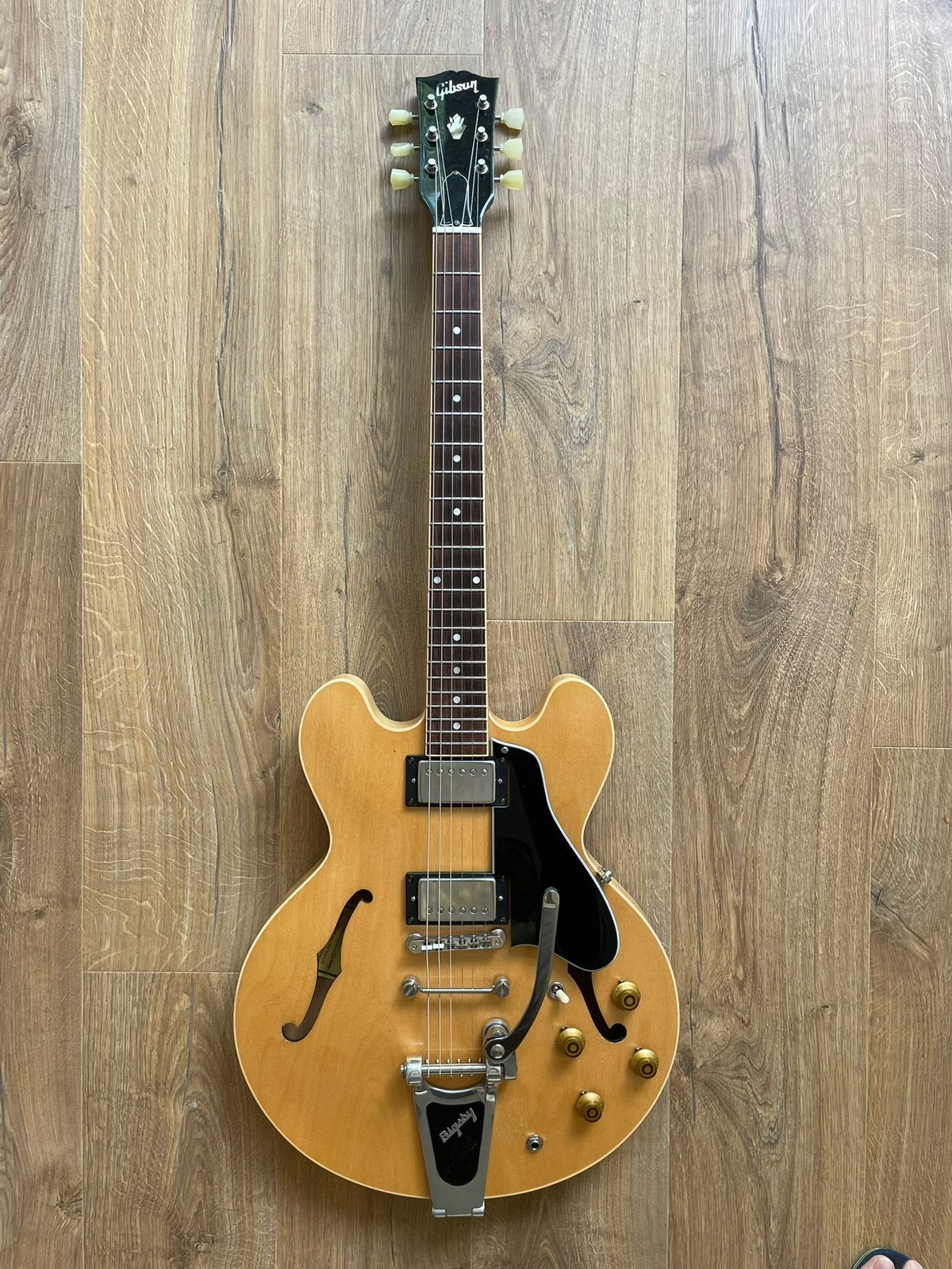 Gibson ES-335 ThroBak, Muziek en Instrumenten, Ophalen of Verzenden, Zo goed als nieuw, Overige typen