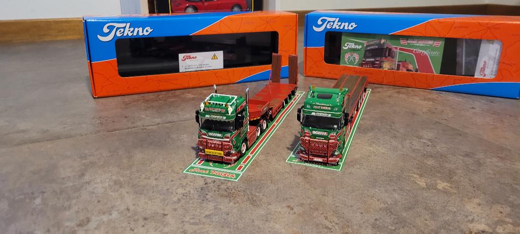 Tekno jan mues setje, Hobby en Vrije tijd, Modelauto's | 1:50, Ophalen of Verzenden, Zo goed als nieuw, Bus of Vrachtwagen, Tekno