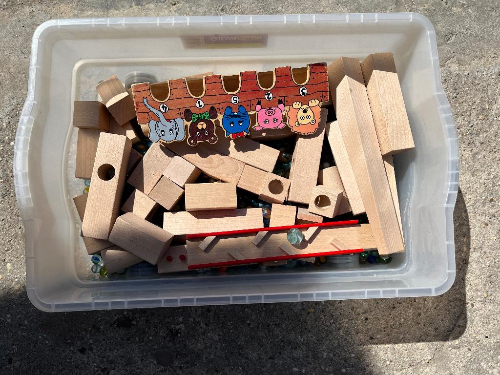 Knikkerbaan hout met knikkers, Ophalen, Gebruikt