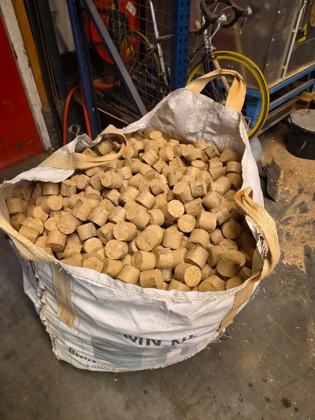 Briketten eiken brandhout, Minder dan 3 m³, Ophalen