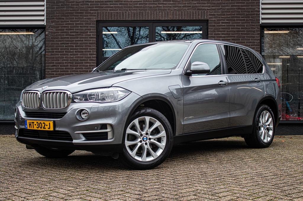 BMW X5 F15 xDrive40e High Executive / Leer / Head-Up / Adapt, Gebruikt, 4 cilinders, Met garantie (alle), Vierwielaandrijving