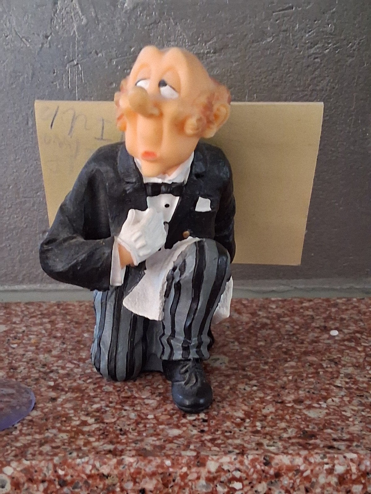 Grappige notitiehouder butler, Ophalen, Gebruikt, Meerkleurig, Overige stijlen