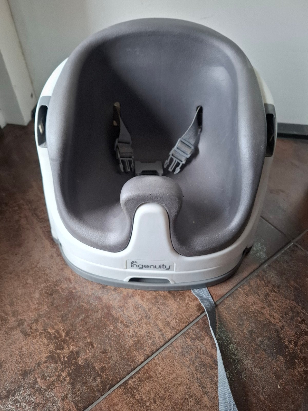 Ingenuity Baby Base 2-in-1 Zitje met Eetblad, Ophalen, Gebruikt, Overige typen, Afneembaar eetblad