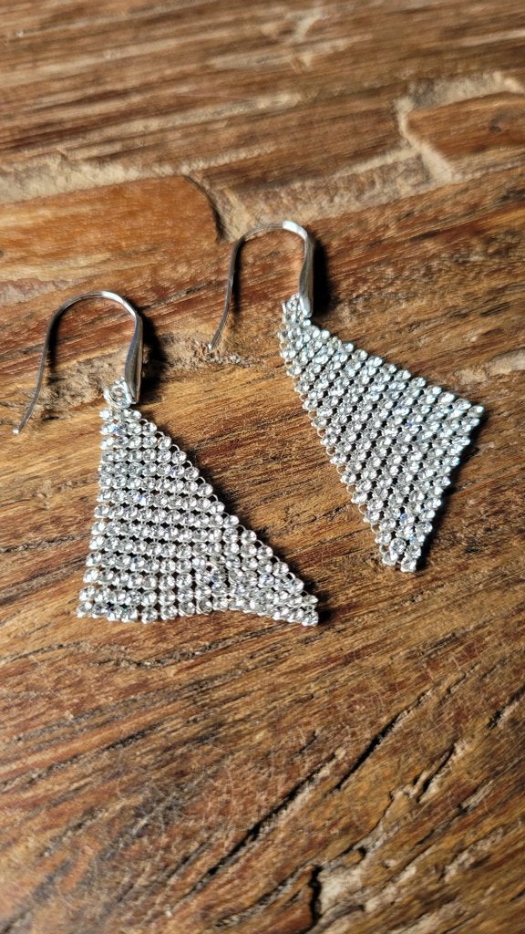 Swarovski oorhangers. Zilver in nieuwstaat, Ophalen, Zo goed als nieuw, Sieraad of Horloge