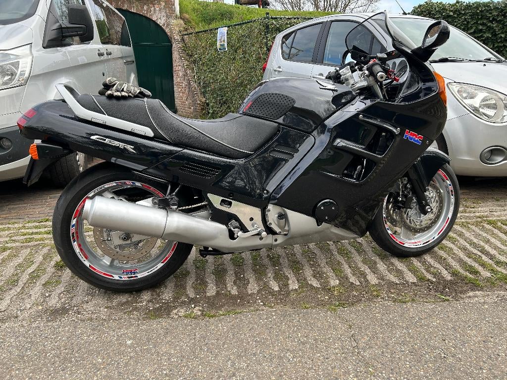 honda cbr 1000 f met weinig kilometers in nieuwstaat, Gebruikt, Super Sport, Particulier, Minimaal motorrijbewijs A2