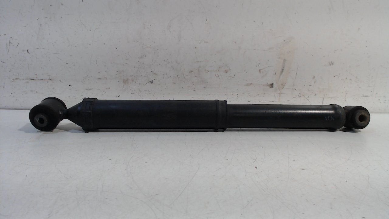 Schokbreker links achter Peugeot 2008, Onderdelen@venauto.nl, Van der Ven Autorecycling B.V., Gebruikt, Ettenseweg 76, 4706 PB Roosendaal, The Netherlands