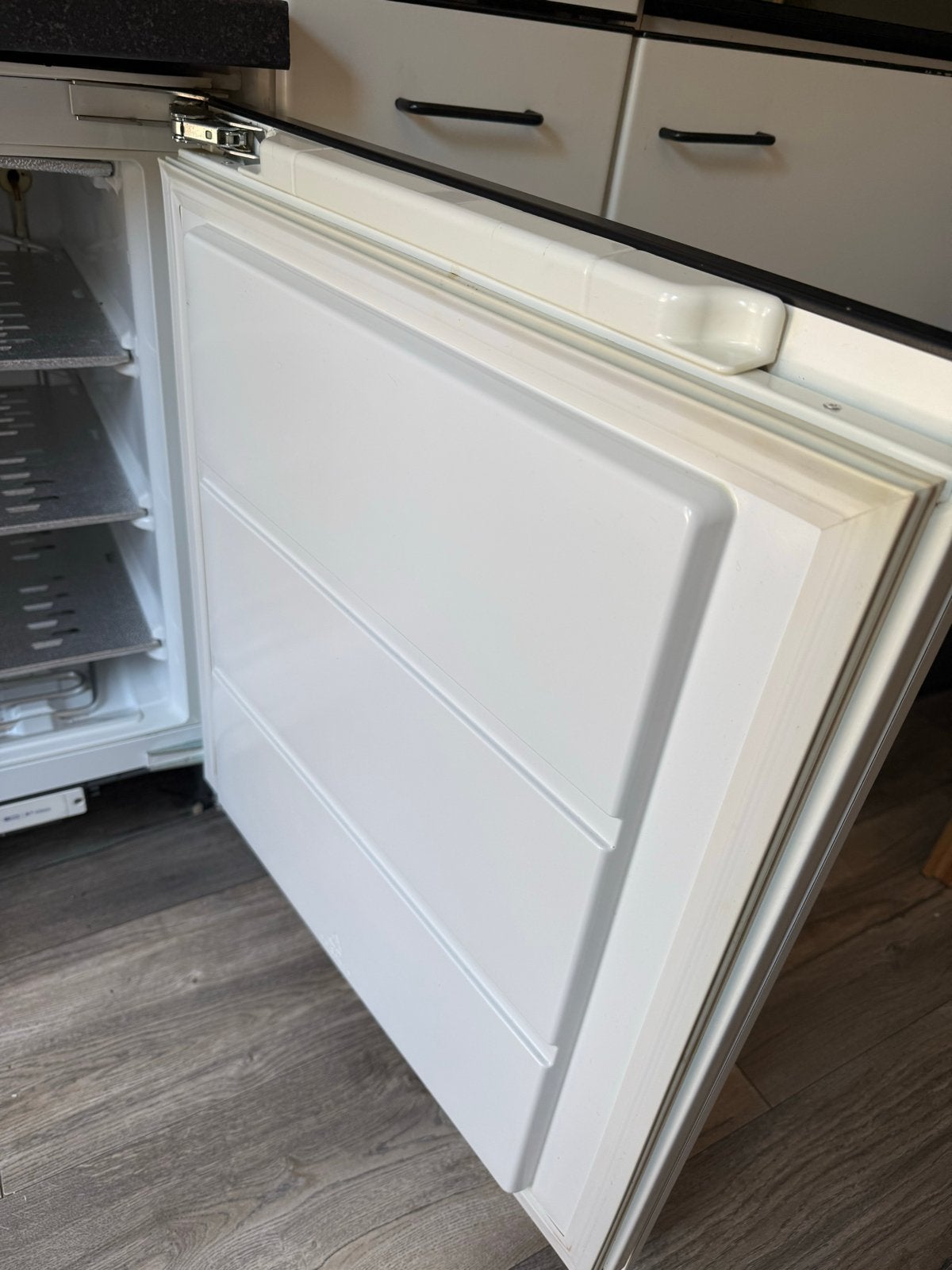 Zanussi vriezer - Compact en ideaal voor extra vriesruimte, Vrieskast, Gebruikt, Minder dan 85 cm, Minder dan 60 cm