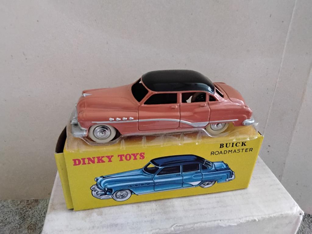 DINKY-TOYS  ATLAS    BUICK  ROADMASTER  NO  24 V, Hobby en Vrije tijd, Modelauto's | 1:43, Ophalen of Verzenden, Zo goed als nieuw