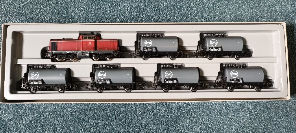 Märklin H0 2855 “EVA” goederentrein, BR 212+ketelwagens, OVP, Wisselstroom, Treinset, Ophalen of Verzenden, Zo goed als nieuw