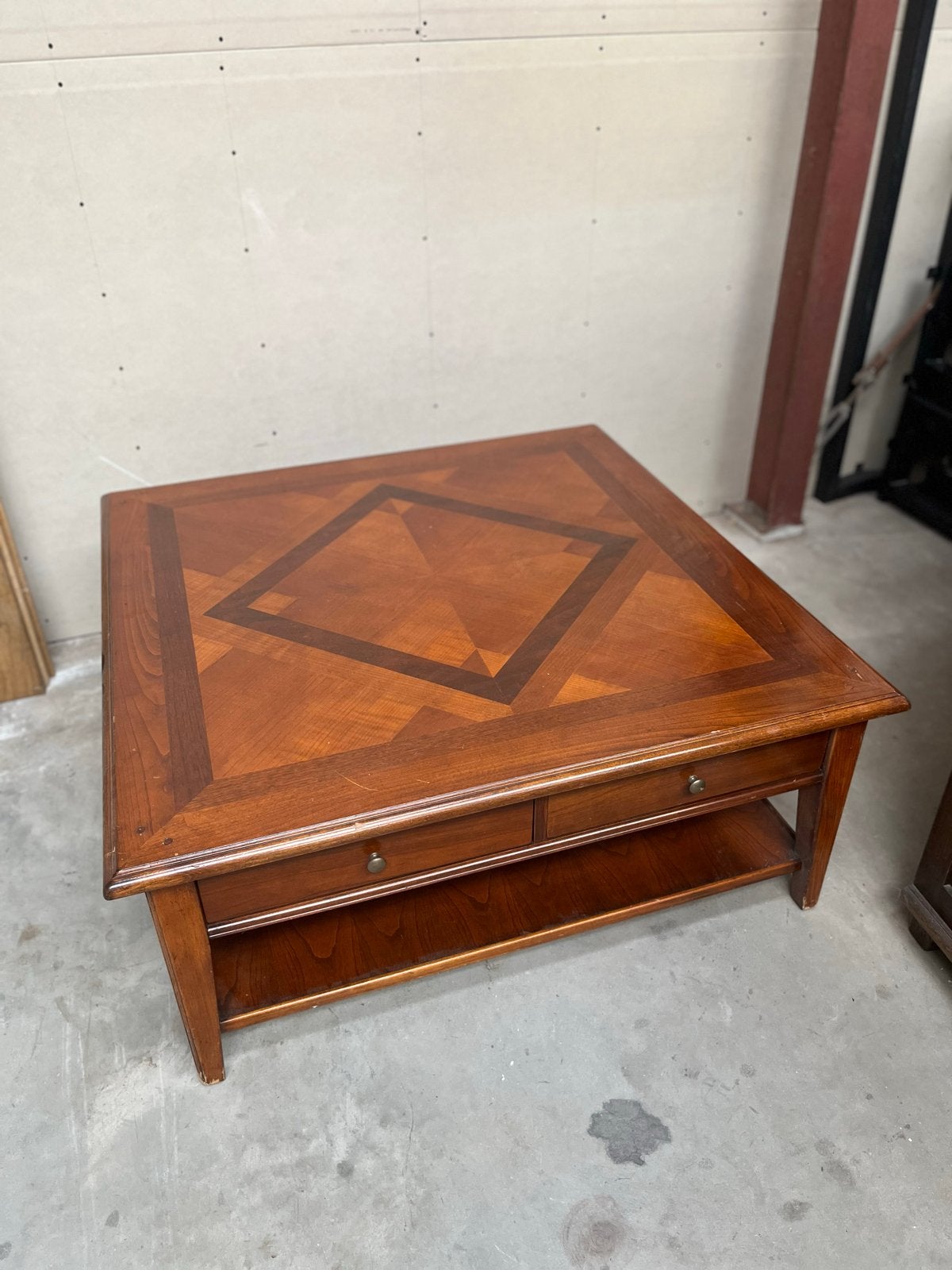 Antieke kersenhouten salontafel met lade en plank, Ophalen of Verzenden