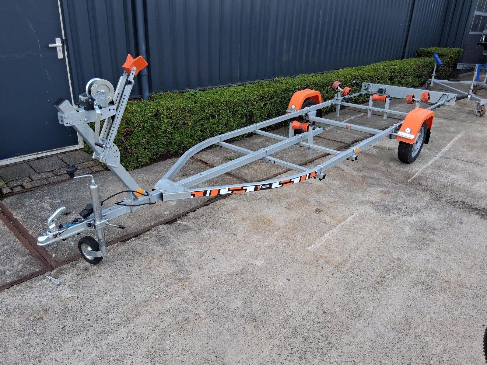 Keurige trailer, tot 750 kg., Watersport en Boten, Boottrailers, Ophalen, Zo goed als nieuw, Minder dan 6 meter, Minder dan 1500 kg