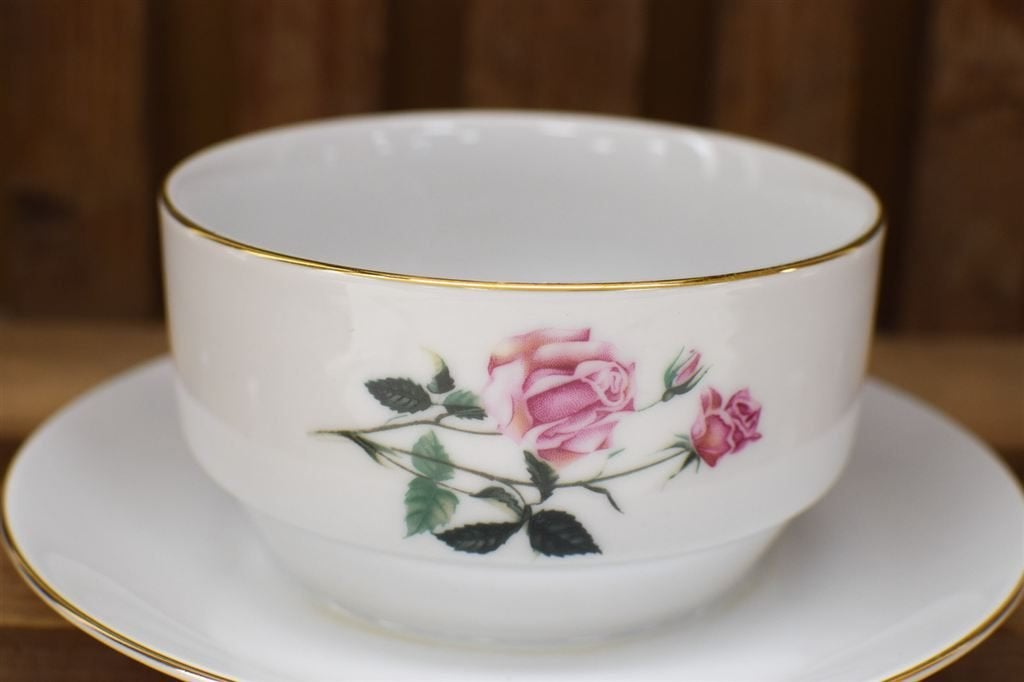 Porseleinen Jus/Saus Schaaltje Met Vast Schoteltje 45548, Gebruikt, Ophalen of Verzenden, Bord(en), Overige stijlen