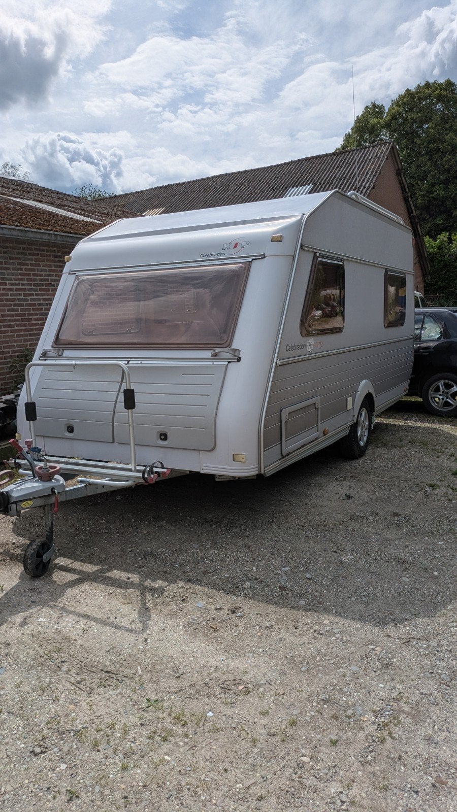 Nette volle kip 44ttz caravan, Schokbreker, Rondzit, Particulier, 4 tot 5 meter